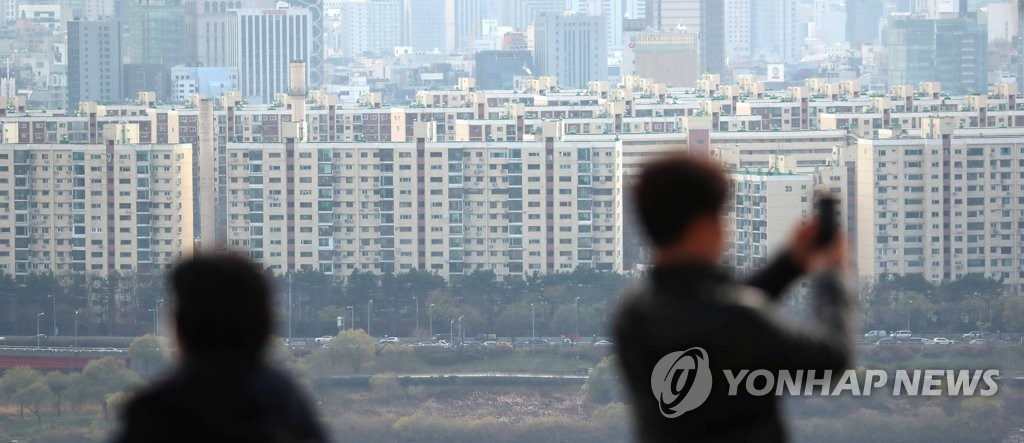 '역풍선효과?' 서울 집값 5개월래 최대 상승…강남 신고가 속출