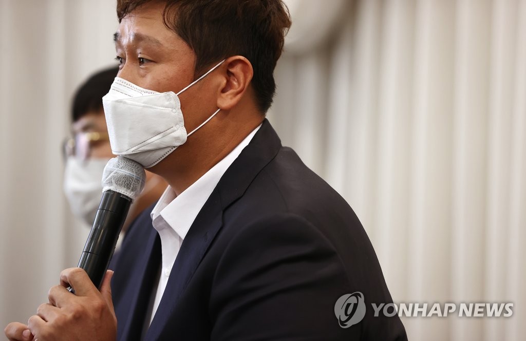 회장 판공비 올린 선수협회 이사회, 결자해지도 그들의 몫