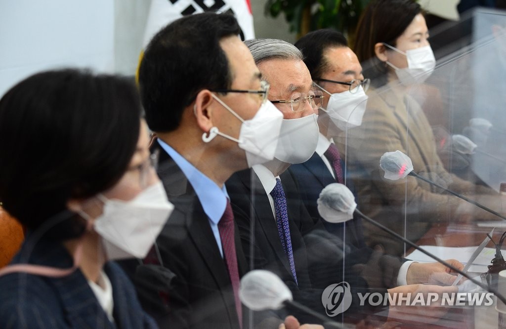 "아바타·총폭탄·바보짓"…野, 尹징계위 두고 파상공세