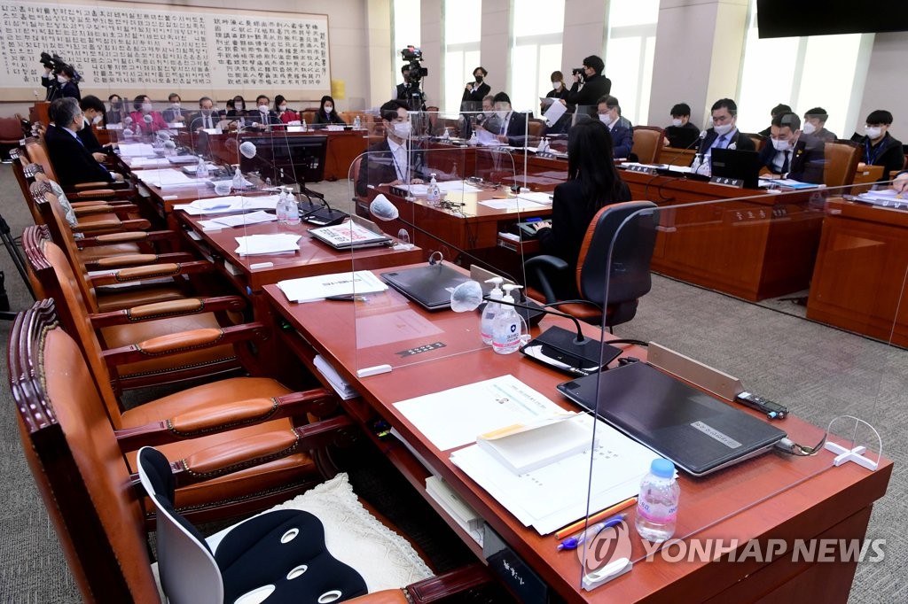 [속보] 5·18 왜곡처벌법 법사위 통과…처벌상한 7년→5년