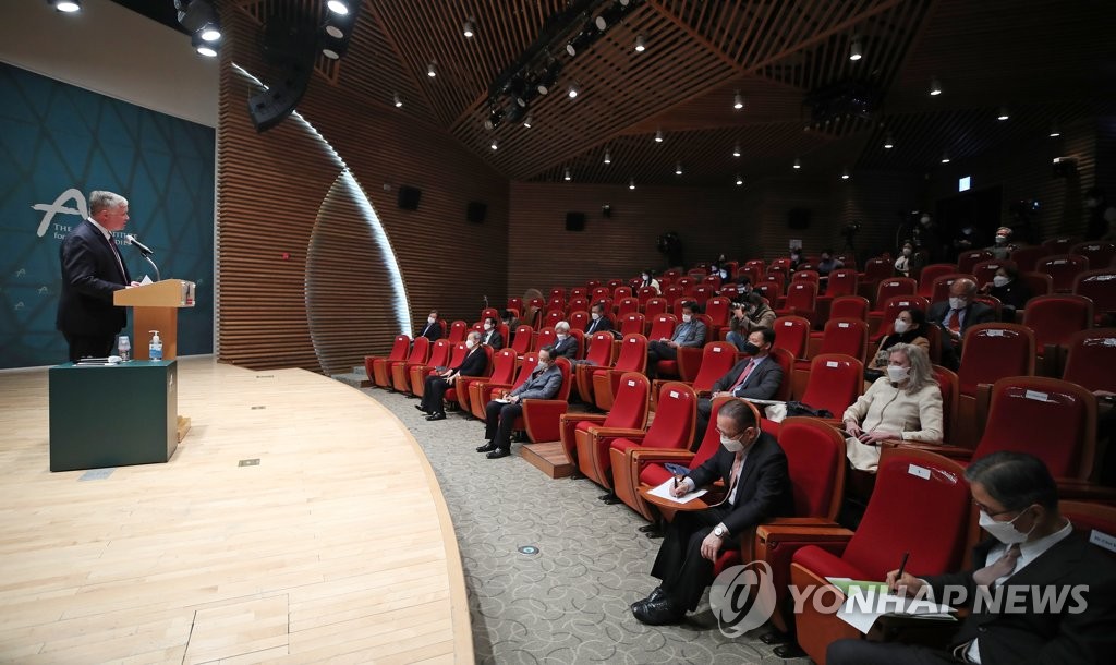 아산硏 "북한, 협상 주도권 위해 내년 ICBM 도발 가능성"