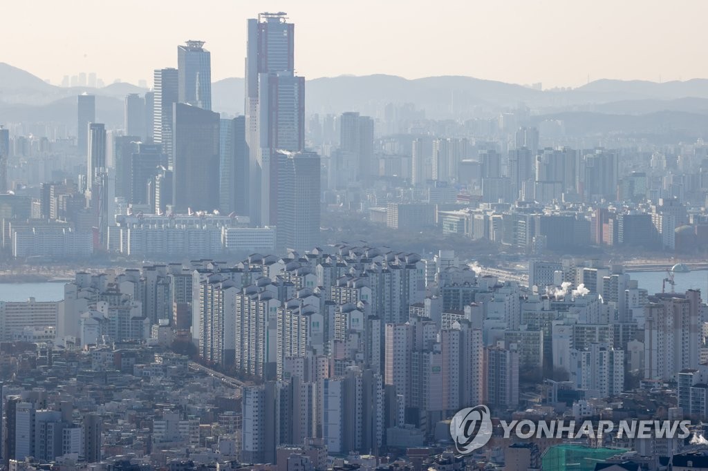 [부동산결산] ②끝내 못 잡은 집값…들쑤셔놓은 전세시장