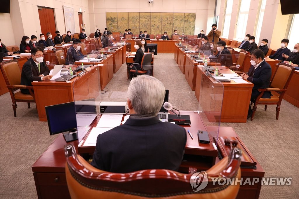 문체위, 광주 아시아문화전당법 표결처리…野 "날치기"