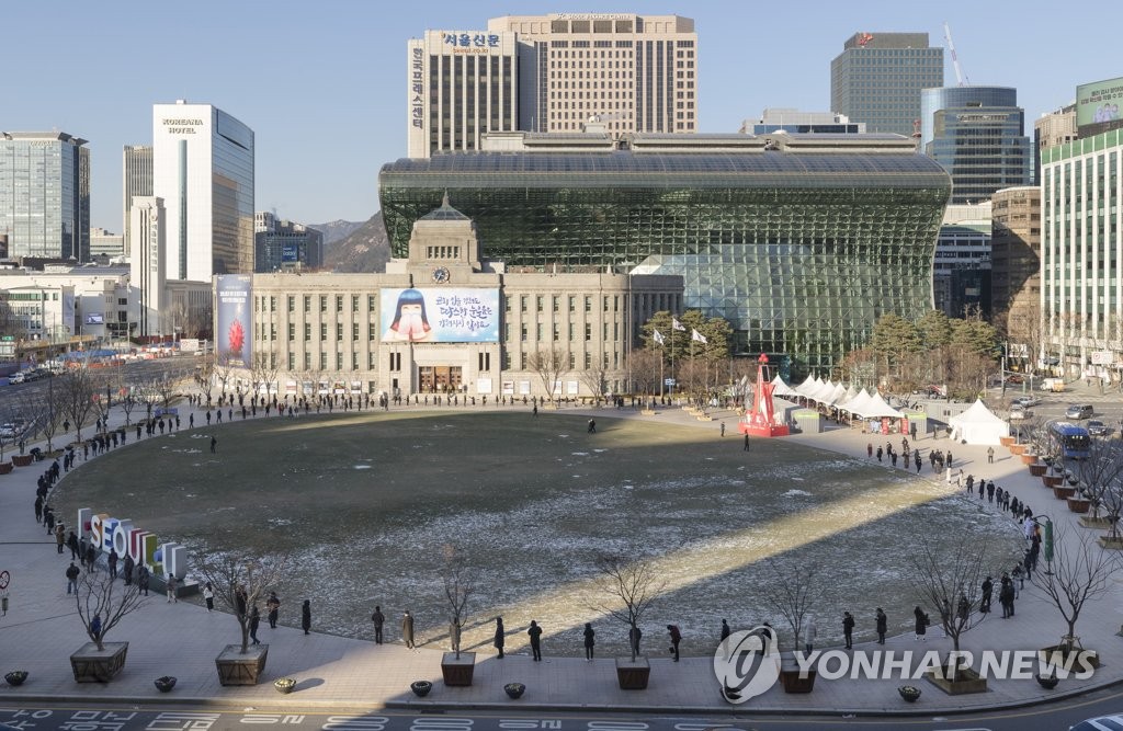 오늘 오후 9시까지 856명 확진…내일도 1천명 안팎 예상(종합)