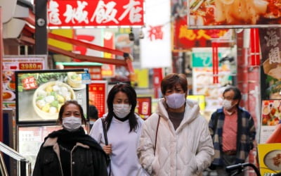 일본 코로나 신규 감염 6일 연속 2000명대…사망자 31명