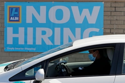 美 신규 실업수당 88만건…코로나 재확산에 9월 이후 최다