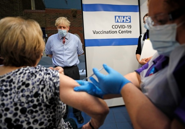 영국이 세계에서 처음으로 화이자 코로나19 백신의 일반 접종을 시작했다. /사진=연합뉴스