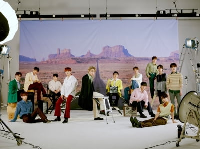 세븐틴, 일본 후지TV 연말 가요제서 '홈런' 무대