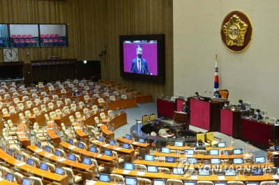 [속보] '대북전단 금지법' 필리버스터 강제 종료…곧 의결