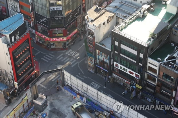 국민의힘 "문대통령 3단계 군불만 때나…결정하고 책임져야"