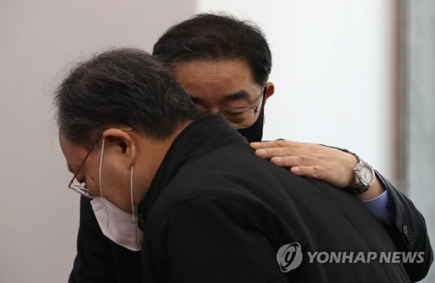 野추천위원 "공수처장 후보추천 무효소송 제기하겠다"