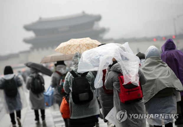 [날씨] 전국 곳곳서 눈·비…수도권 미세먼지 나쁨