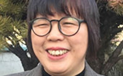 '박원순 피소' 유출 김영순 직무배제…정부 위촉직 줄사표