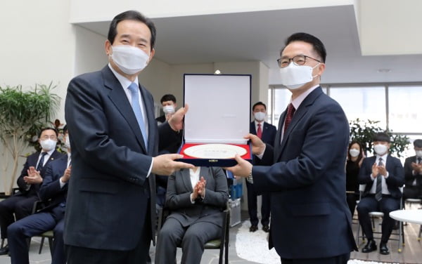 감사 전날 증거인멸한 산업부 공무원…"신내림 받았다" 진술