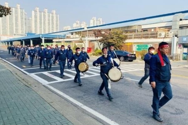 한국GM 노조는 지난해 부분파업을 벌인 바 있다. 사진 = 전국금속노동조합 한국GM지부