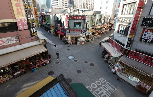 썰렁한 남대문시장 [사진=연합뉴스]