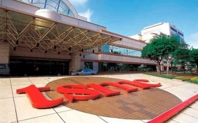 9만전자? 경쟁사 TSMC, 사상 최대 실적에 주가 더 올랐다