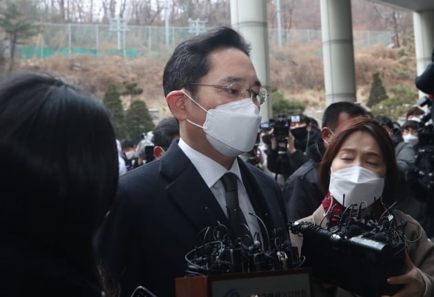 Jae-yong Lee, arrested again…  Samsung Semiconductor Super Gap Red Light