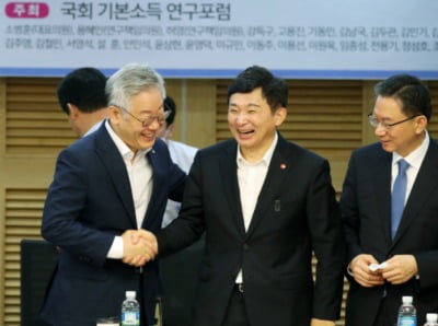 연일 토론회서 맞붙던 이재명-원희룡, 재난지원금 두고 충돌