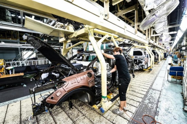 車업계 덮친 반도체 공급 부족…영어로는?