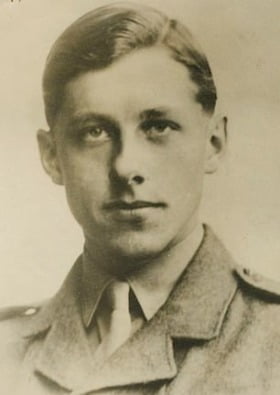 한국전쟁에 참전했다 사망한 테렌스 월터스 영국군 중위. 사진=위키피디아