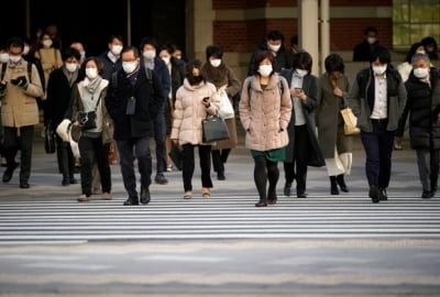 일본, 변이 바이러스 감염자 속출…신규 확진자는 3000명대