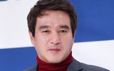 "17살 때 조재현이 성폭행" 주장 여성, 3억원 손배소 '패소'