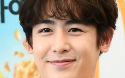 닉쿤, 웨이보 선정 2020 인기스타 1위 "역시 아시아 프린스"