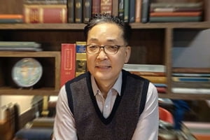 [인터뷰] “지식산업...한국이 글로벌 선두 그룹이 될 것”
