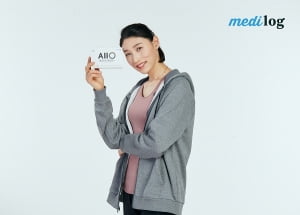 건강기능식품 브랜드 ‘메디로그’ 런칭···김연경 멀티비타민 선보여