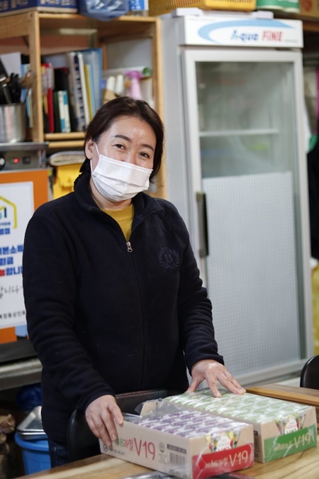 보릿고개 대학가 상권 살리는 ‘맛집으로 로그인’ 프로젝트 참가자들