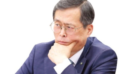 [단독] "원전 마피아" 언급한 이낙연…"무책임" 반박한 한수원 사장