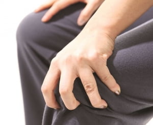 무릎관절염 있는 노인·여성 환자, 침치료 받으면 수술률 80% 감소된다