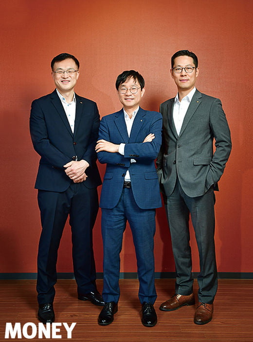 (왼쪽부터) 곽재혁, 임채우, 임상국 전문위원