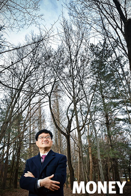 [big story] 신원섭 충북대 산림학과 교수 “건강하려면 숲과 교류하라”