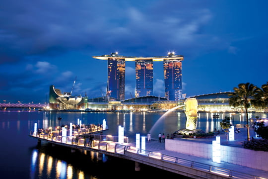 싱가포르의 랜드마크이자 동남아 최초의 도심형 복합 리조트 마리나 베이 샌즈 전경.