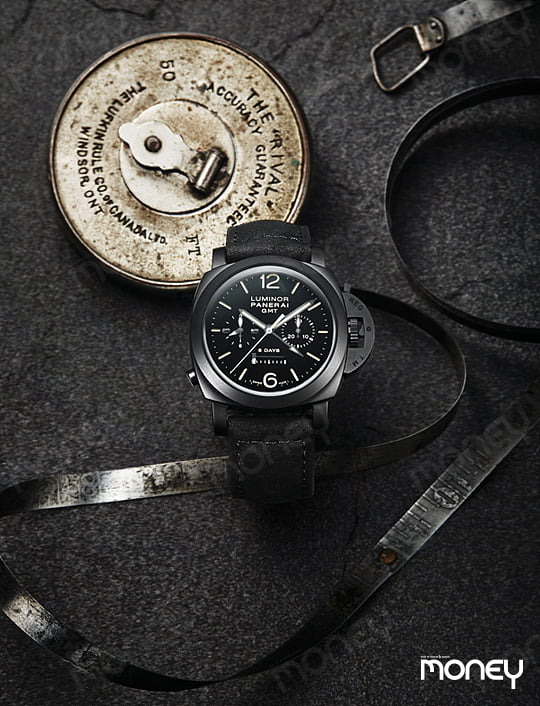 [WATCH THE WATCHES] The Face of Time, OFFICINE PANERAI