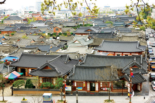 전주 한옥마을 전경. 전주·전북 부자들 중 다수는 부동산으로 부를 축적했다.