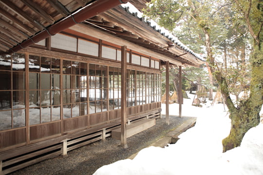 에도시대 중기 일본 제일의 부농인 이토가의 집을 박물관으로 꾸민 북방문화박물관.