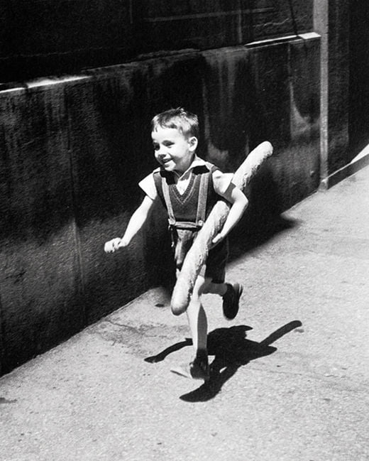 윌리 로니스, ‘어린 파리지앵’, 흑백사진, 1952년
