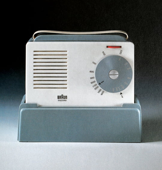 엑스퍼트 2, 휴대용 라디오와 받침대, 1956년, 울름 디자인 아카데미