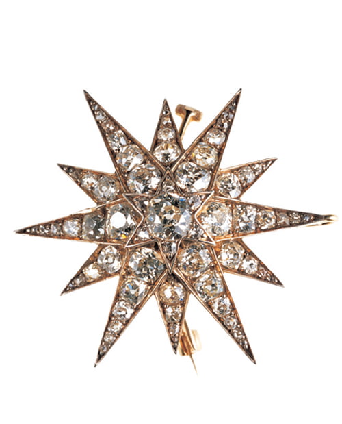 3 1870년경 제작된 다이아몬드 스타 브로치