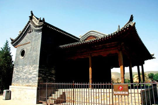 [The Explorer] Datong, 깎아지른 절벽 중간 나비처럼 앉은 절