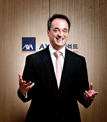 올해 38세인 베리 사장은 프랑스 보험그룹인 악사의 중동과 유럽 지역에서 경력을 쌓은 ‘루키’ CEO다.