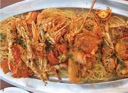 바닷가재와 게로 만든 스파게티로 크로아티아의 먹을거리는 이탈리아와 흡사하다.