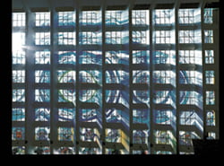 부산남천주교좌성당, 1995년, 안틱글라스에 유약, 5300×4200cm
