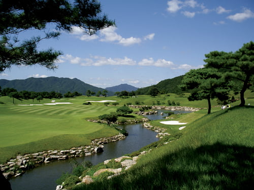 일동레이크GC는 매년 직원들에게 해외 골프대회를 참관시키고 있다.