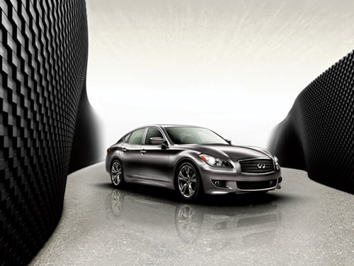 [On the cover] All-new Infiniti M