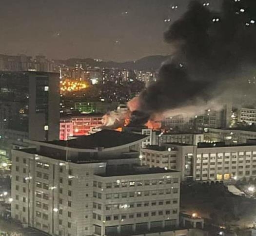 인하대학교 건물서 화재…1시간 만에 불길 잡혀(종합)