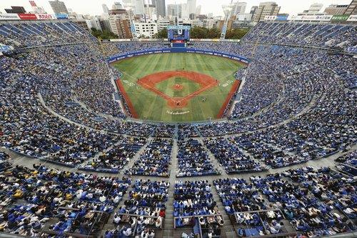 5천 명 참가 이벤트도 허용…일본 긴급사태 '반쪽' 대책 논란